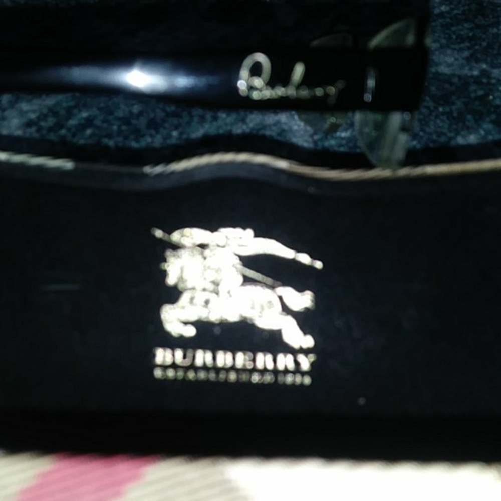 Burberry prescription frames - Picture 3 of 8